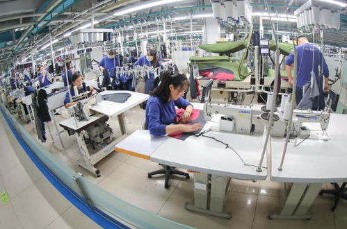 科技賦能，柔性智造 私人定制服裝如何駛?cè)氍F(xiàn)代流水線